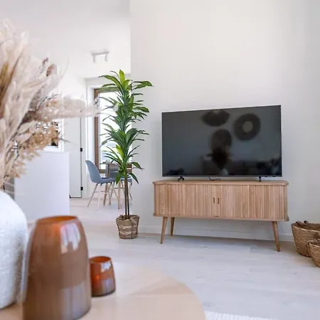 Huswell - Stylish With Terrace Near The Apartamento *