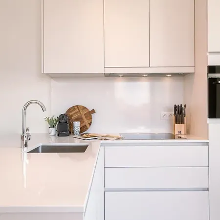 Huswell - Stylish With Terrace Near The 奥斯滕德