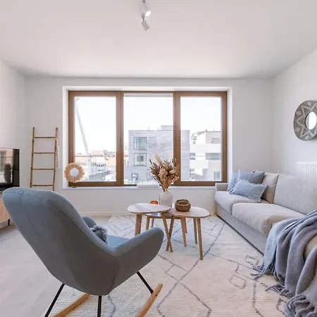 Vitalizée - Sunny&stylish With Terrace&nearby The In Appartement